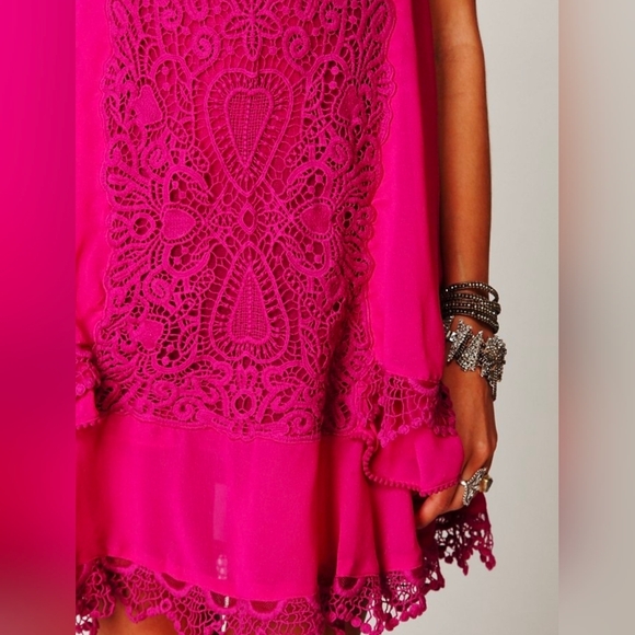 Free People Dresses & Skirts - Free People Berry Fuchsia Crochet Lace Mini Dress Layered Hem Swing Dress 10